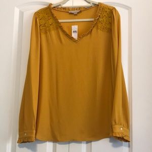 NWT Loft Blouse